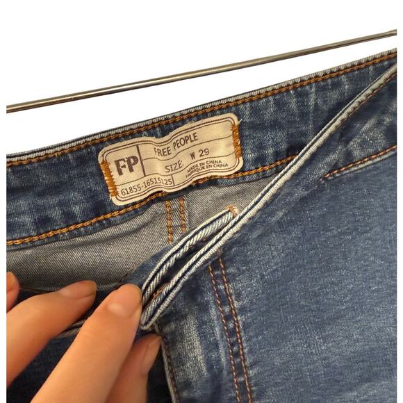 Free People 29 Float On High Rise Bell Bottom Jeans $148 Stretch Cotton Flare - Picture 4 of 9